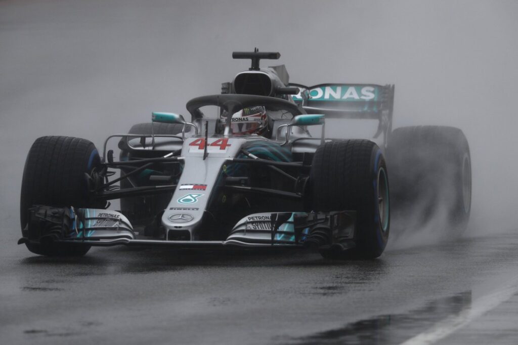 Lewis Hamilton sur le mouillé